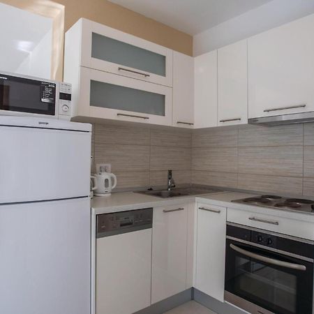 1 Bedroom Lovely Apartment In Komarna เคล็ค ภายนอก รูปภาพ