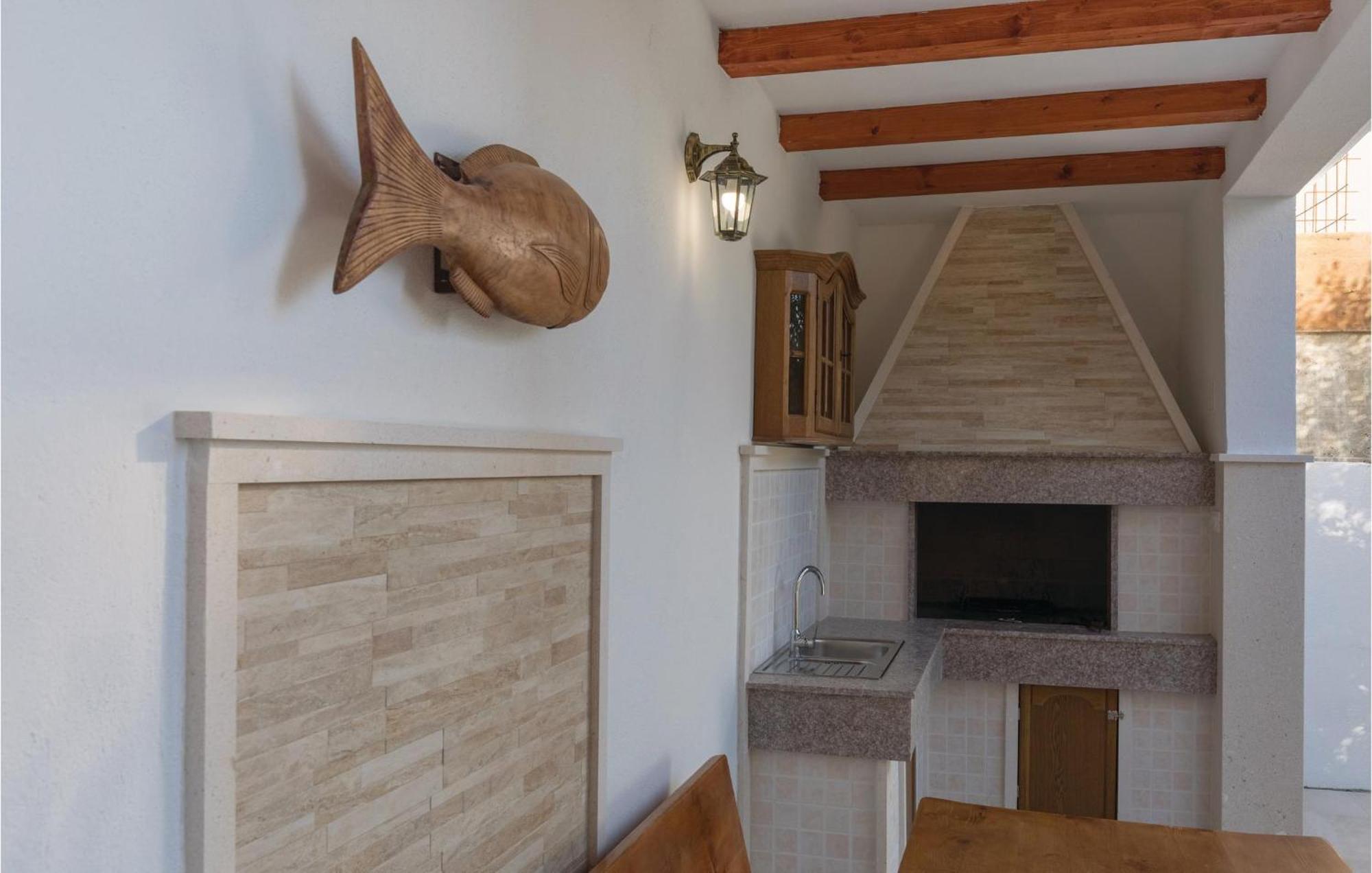 1 Bedroom Lovely Apartment In Komarna เคล็ค ภายนอก รูปภาพ